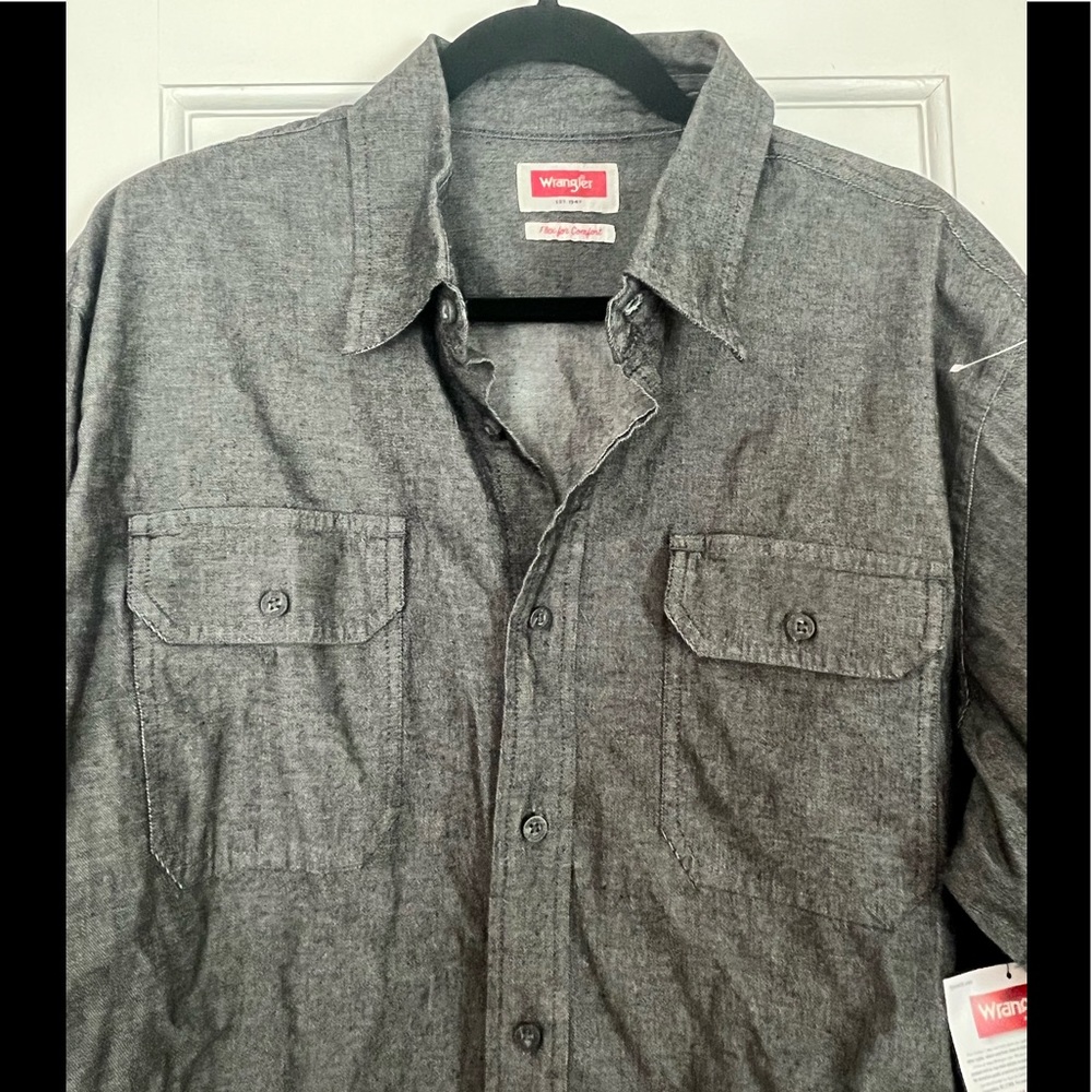 Men’s wrangler long sleeve button front new with tags western shirt